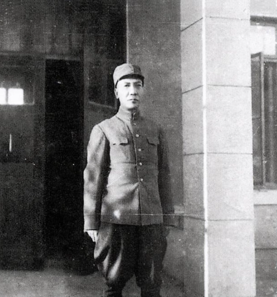 周保中