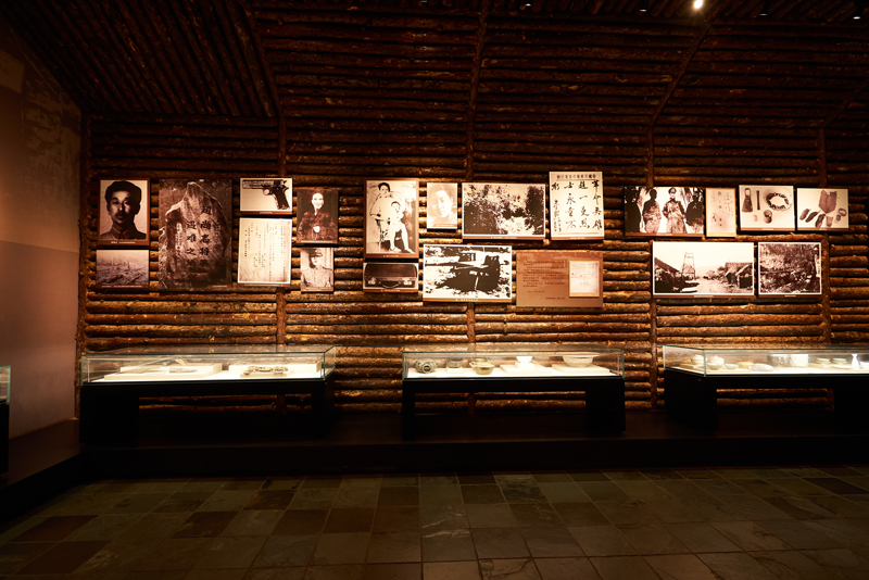 浴血奋战 艰苦卓绝